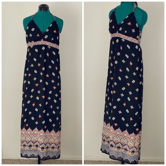 Dress Barn Dresses & Skirts - SOLD geometrical shaped navy blue summer dress